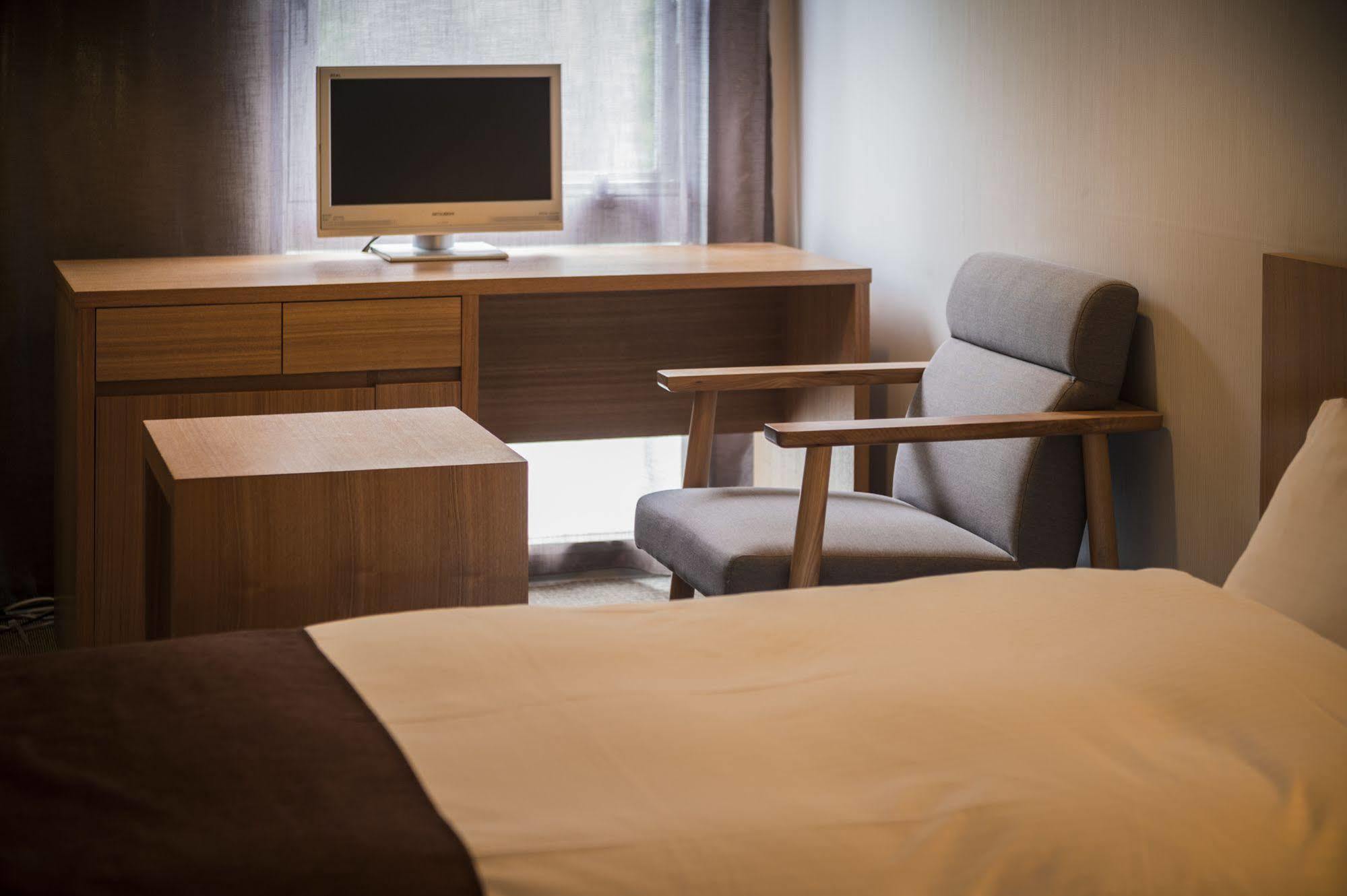 Chaharu Hotel Мацуяма Екстериор снимка